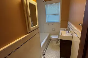 60 Margin St, Peabody, MA 01960 - Photo 9