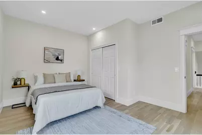 686 Centre St, Newton, MA 02458 - Photo 17