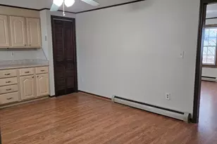 21 Oak St, Methuen, MA 01844 - Photo 7