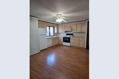 21 Oak St #A, Methuen, MA 01844 - Photo 5