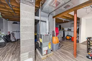 211 Lowell St, New Bedford, MA 02745 - Photo 25