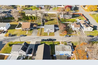 211 Lowell Street, New Bedford, MA 02745 - Photo 37