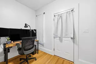 4 Cross St, Malden, MA 02148 - Photo 13