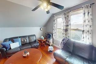 19 Mt Ida Rd, Boston, MA 02122 - Photo 13