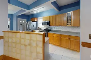 19 Mt Ida Rd, Boston, MA 02122 - Photo 3