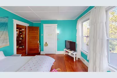 19 Mt Ida Road, Boston, MA 02122 - Photo 15