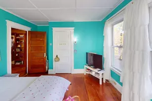 19 Mt Ida Rd, Boston, MA 02122 - Photo 15