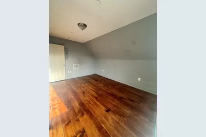 21 Brimblecom St #3, Lynn, MA 01902 - Photo 9