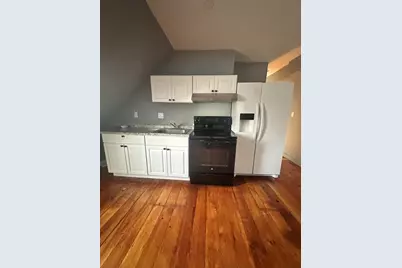 21 Brimblecom St #3, Lynn, MA 01902 - Photo 5