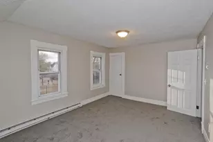 81 Hayden Ave, Springfield, MA 01109 - Photo 13