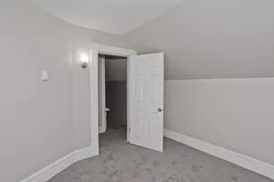 81 Hayden Ave, Springfield, MA 01109 - Photo 17