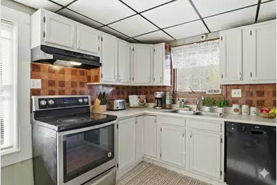 114 Monrovia St, Springfield, MA 01104 - Photo 39