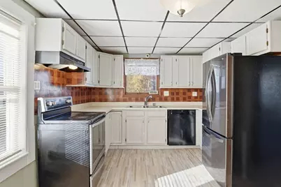 114 Monrovia St, Springfield, MA 01104 - Photo 17