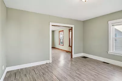 114 Monrovia St, Springfield, MA 01104 - Photo 9