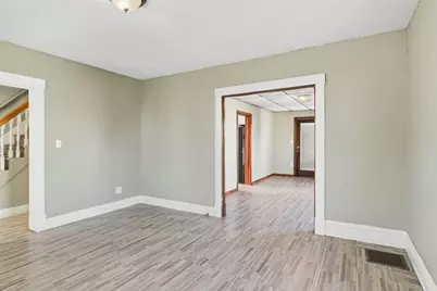 114 Monrovia St, Springfield, MA 01104 - Photo 9