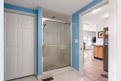 172 Earle St, Fall River, MA 02723 - Photo 13