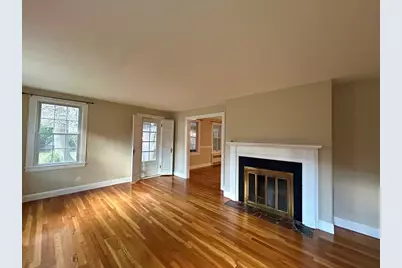 179 Central Park Dr, Holyoke, MA 01040 - Photo 9