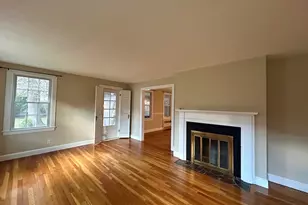 179 Central Park Dr, Holyoke, MA 01040 - Photo 9