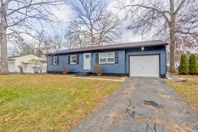 211 Glenoak Drive, Springfield, MA 01129 - Photo 3