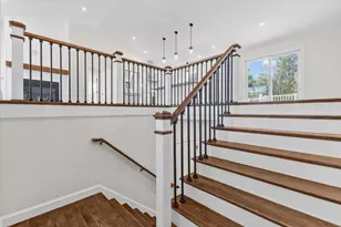 120 S St E, Raynham, MA 02767 - Photo 23