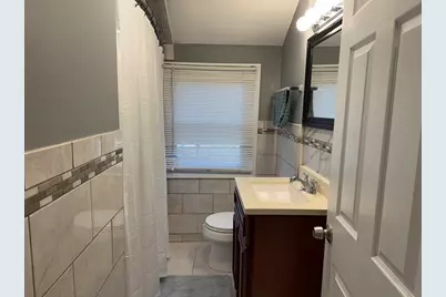 66 Gardner St #A, Rockland, MA 02370 - Photo 5