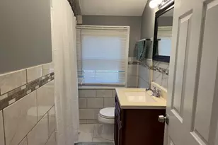 66 Gardner St, Rockland, MA 02370 - Photo 5