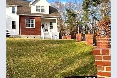207 John Scott Blvd #B, Norton, MA 02766 - Photo 3