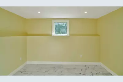 10 Fitzpatrick Ave, Brockton, MA 02301 - Photo 39