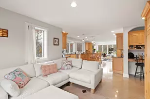 20 Calder St, Gloucester, MA 01930 - Photo 7