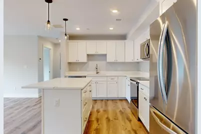610 Salem Street #301, Wakefield, MA 01180 - Photo 3