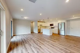 610 Salem St, Wakefield, MA 01180 - Photo 7