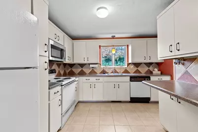 52 Liberty St #L3, Plymouth, MA 02360 - Photo 31