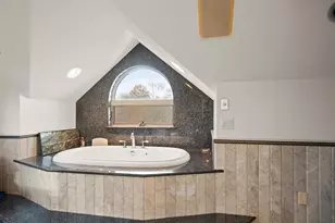 20 Calder St, Gloucester, MA 01930 - Photo 21