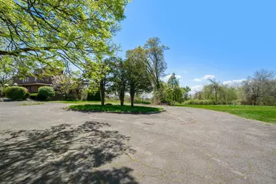 308 Maple St, Springfield, MA 01101 - Photo 9