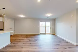 610 Salem St, Wakefield, MA 01880 - Photo 11