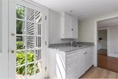 191-193 South St #2, Hingham, MA 02043 - Photo 3