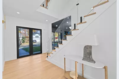 36 Roland Street, Newton, MA 02461 - Photo 5