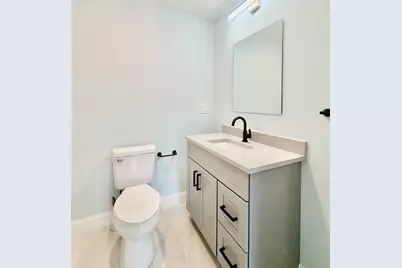 580 Broad St #1, Bridgewater, MA 02324 - Photo 17