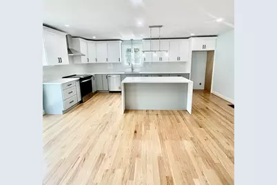 580 Broad St #1, Bridgewater, MA 02324 - Photo 9