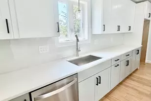 580 Broad St, Bridgewater, MA 02324 - Photo 7