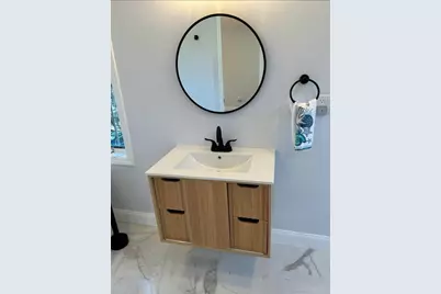 300 Kenoza St, Haverhill, MA 01830 - Photo 23