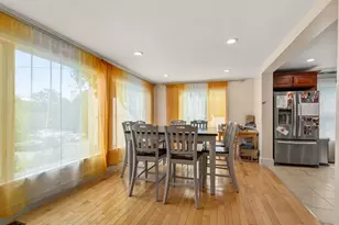 27 Hamilton Pl, Needham, MA 02494 - Photo 25