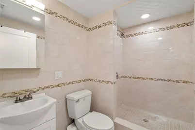 27 Hamilton Pl, Needham, MA 02494 - Photo 23