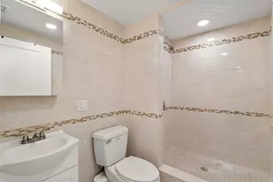 27 Hamilton Pl, Needham, MA 02494 - Photo 23