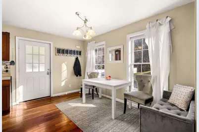 10 Worden Rd, Tyngsborough, MA 01879 - Photo 9