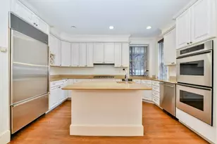 17 Willow St, Boston, MA 02108 - Photo 7