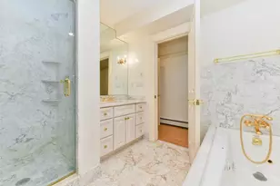 17 Willow St, Boston, MA 02108 - Photo 21