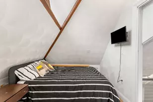 890 Winthrop Ave, Revere, MA 02151 - Photo 31