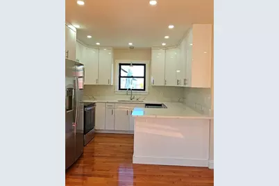 31 Niagara St, Fall River, MA 02721 - Photo 3