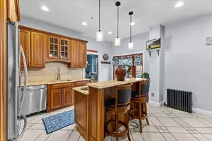 170 Pleasant St, Whitman, MA 02382 - Photo 9